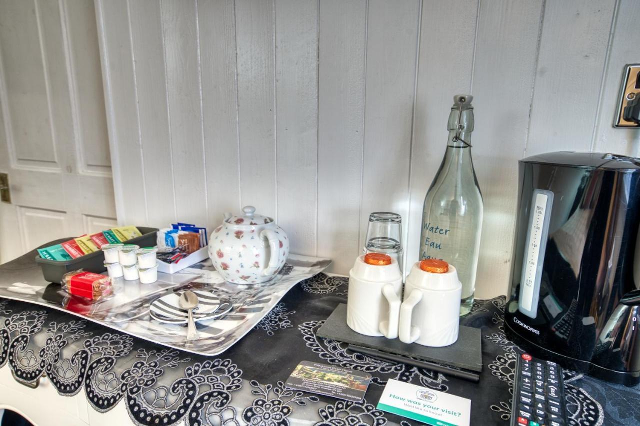 Pitfaranne Guest House Inverness Buitenkant foto