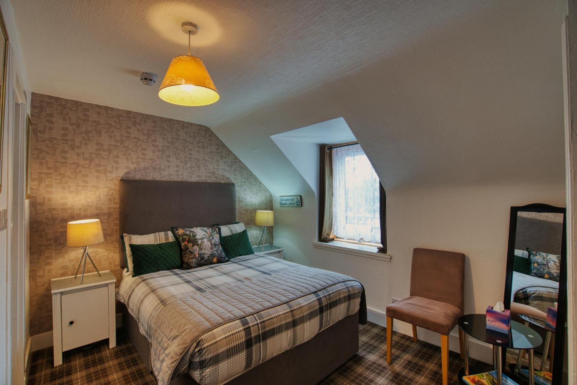 Pitfaranne Guest House Inverness Buitenkant foto