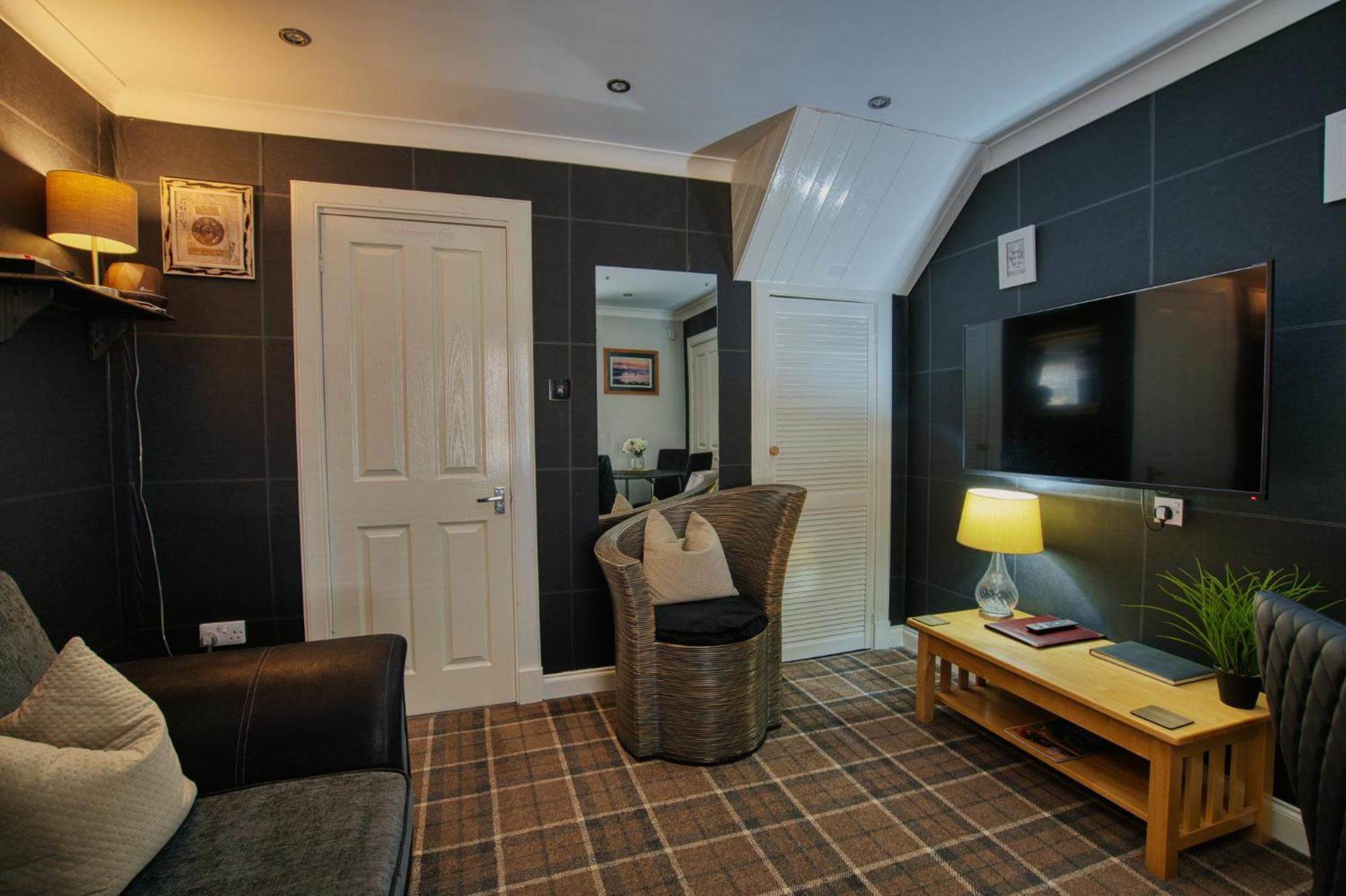 Pitfaranne Guest House Inverness Buitenkant foto