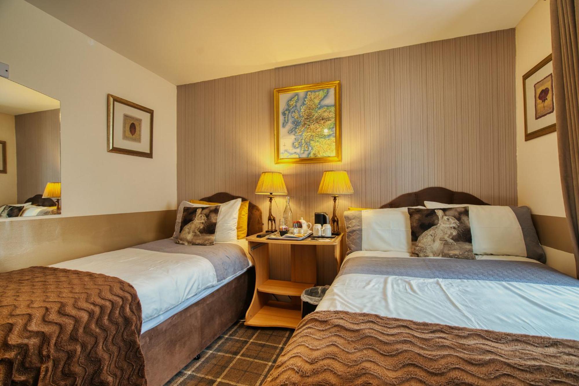 Pitfaranne Guest House Inverness Buitenkant foto